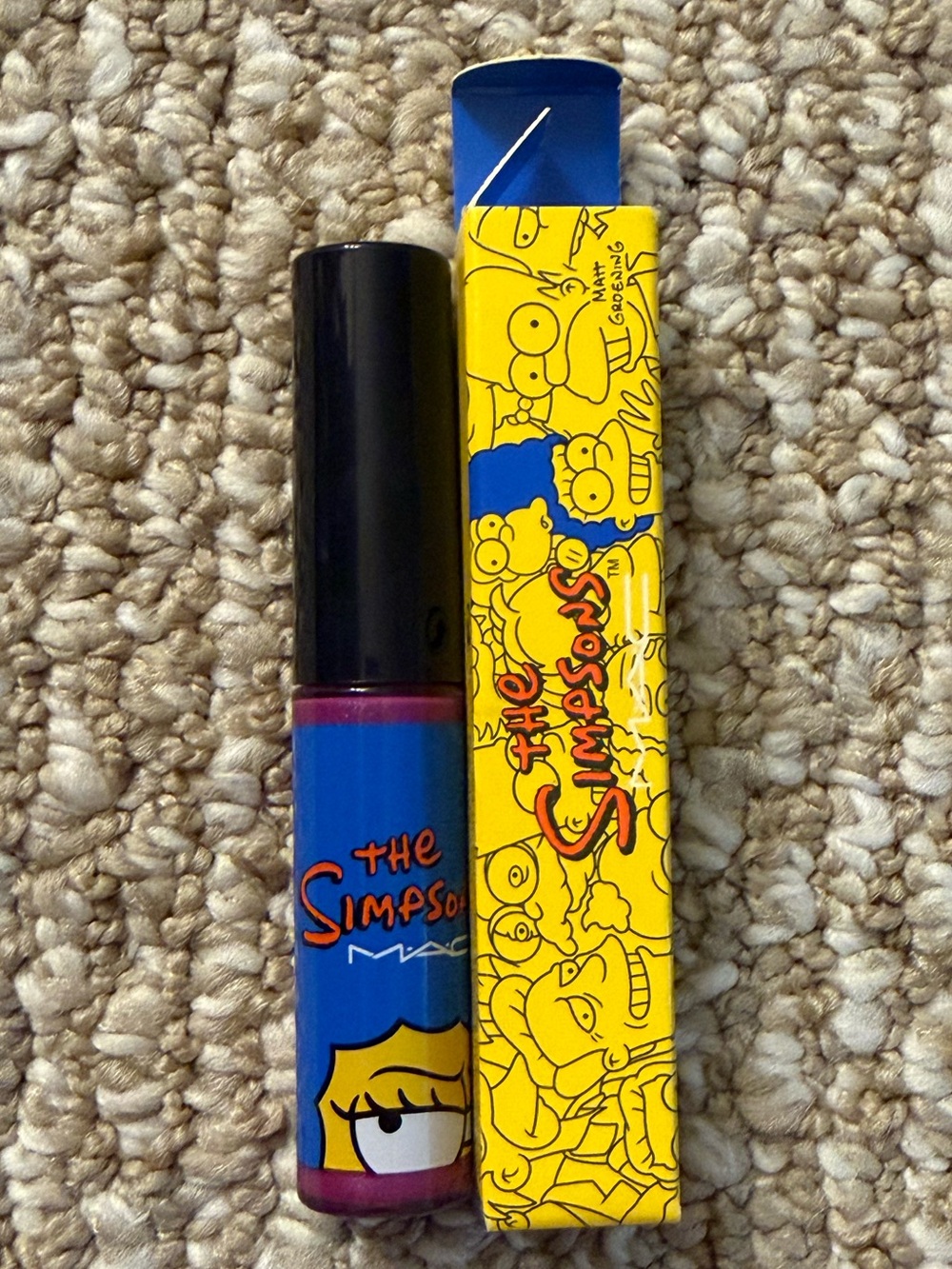 MAC SIMPSONS LIPGLOSS - Picture 3 of 3